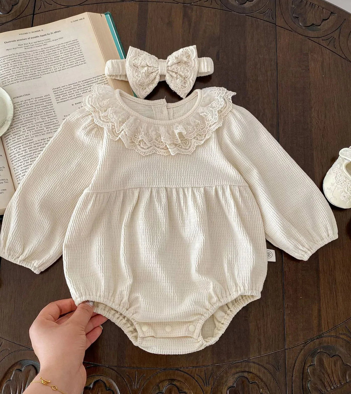 EstilinhoBaby Loja de roupas infantis para Criança e Bebê - Body Infantil Mini Estilo - Bege - 9 Meses - Body Infantil