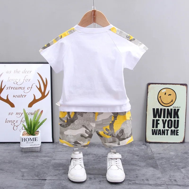 EstilinhoBaby Loja de roupas infantis para Criança e Bebê - Conjunto Infantil 2 em 1 - Pequeno Aventureiro - Amarelo - 12 Meses - Conjuntinho