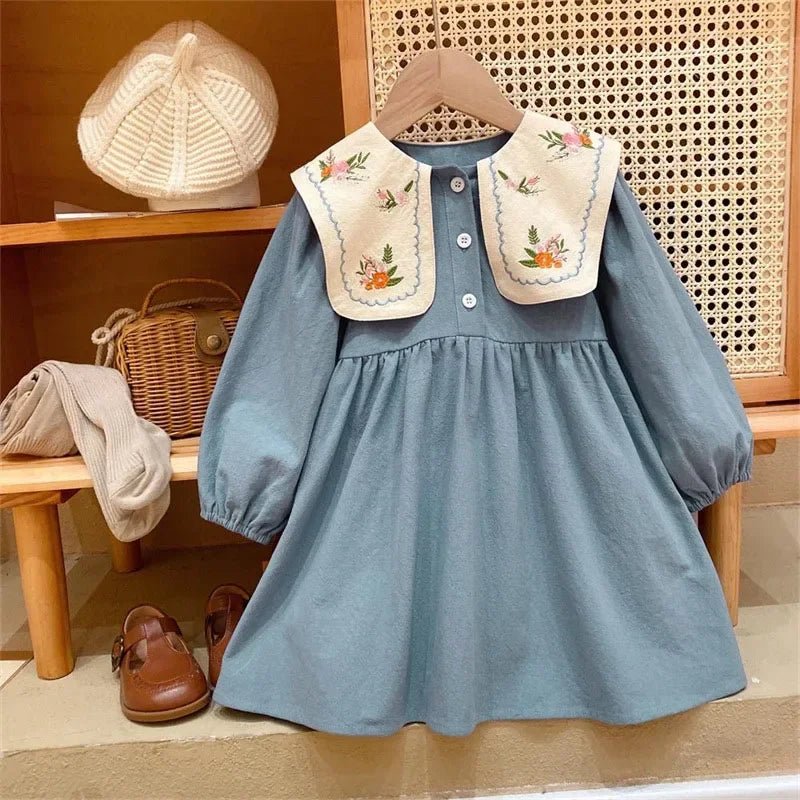 Estilinho Baby Loja de roupas infantis para Criança e Bebê - Vestido Infantil Flor de Primavera - Azul - 24 Meses - Vestido Infantil